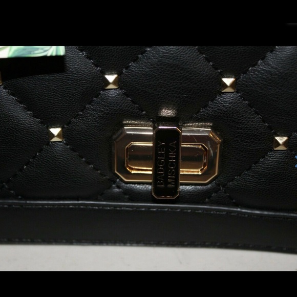 NWT BADGLEY MISCHKA CROSSBODY W/Gold STUDS. - Picture 2 of 8